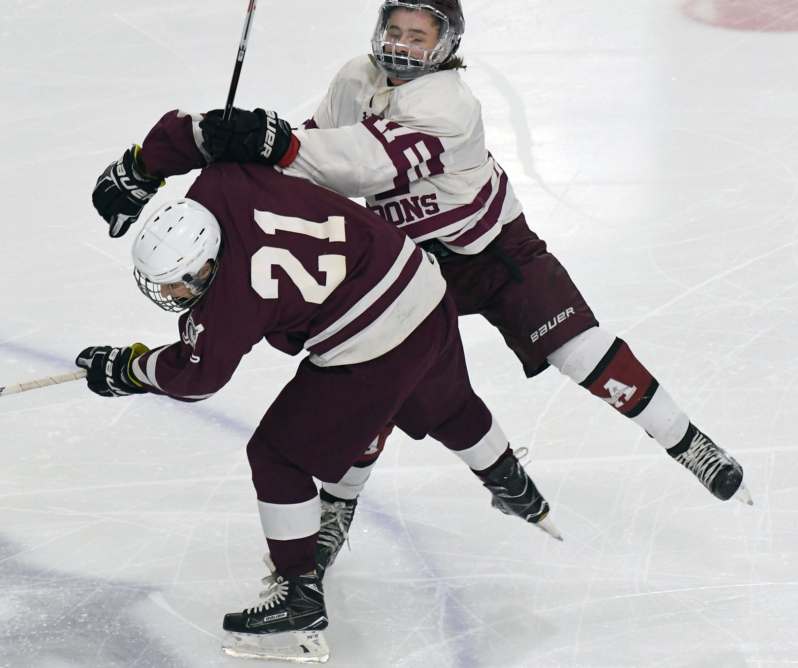 Auburn Clinton Hockey 9.JPG